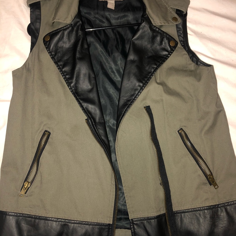 No sleeve jacket